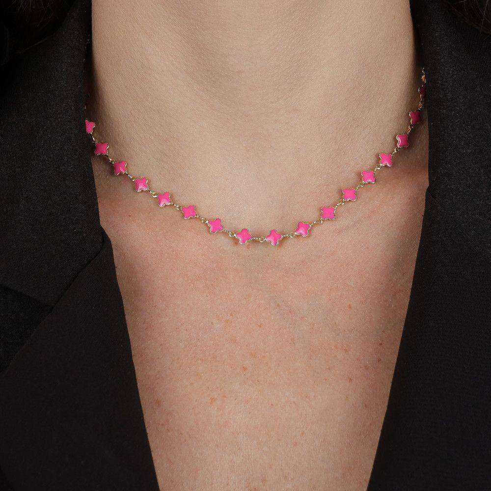 colar dourado de trevos rosas - galeria